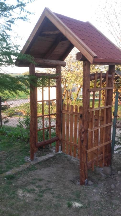 Domek Bialojany ภายนอก รูปภาพ